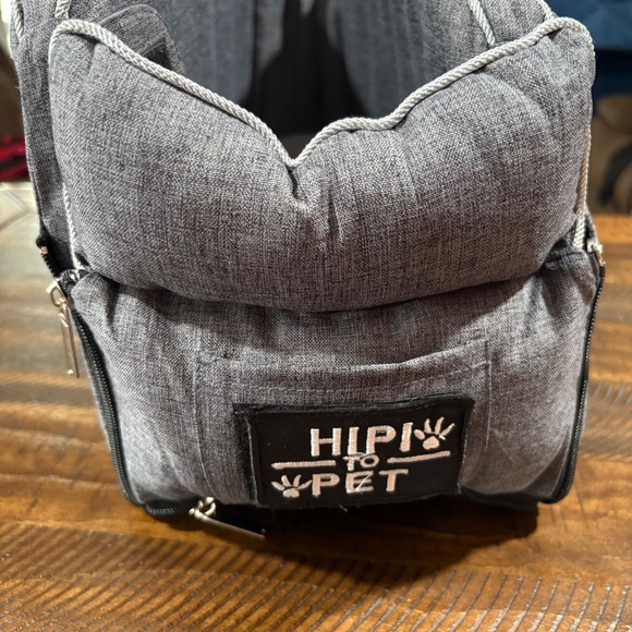 Pawroll Other - Pawroll Hipi Pet Console Dog Car Seat Small Pet Carrier Grey Travel Booster Bed